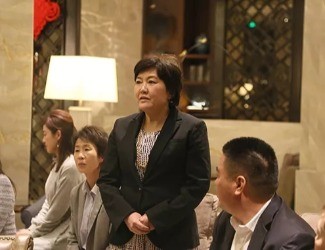 梅村令子專訪—服用三七之后，我臉上的斑都淡了！