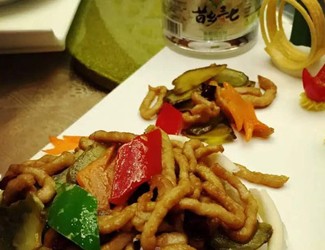 來份兒“苦肉計”？——鮮三七炒肉