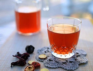 冠心病吃什么好，冠心病的最佳茶飲——三七靈芝山楂飲